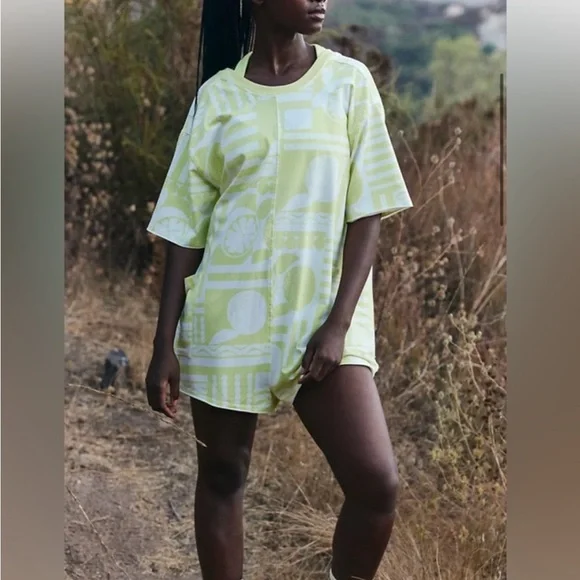 NWT Free People Movement- size L - Picture 6 of 6